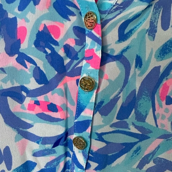 Lilly Pulitzer Elsa Blouse in Breakwater Tint Party Wave Print Size Small - Picture 6 of 9